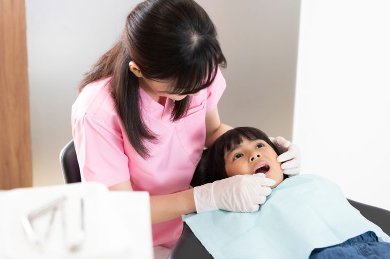 歯科医院による子どものための定期健診
